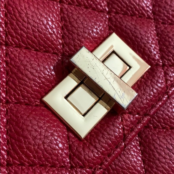 Forever 21 Red Purse - Picture 2 of 3